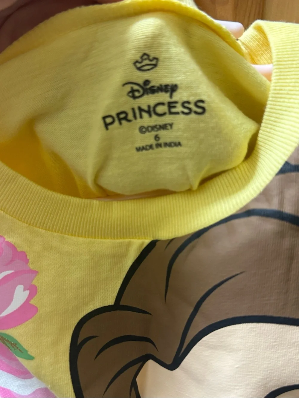 Girls tshirt bundle size (4-6)